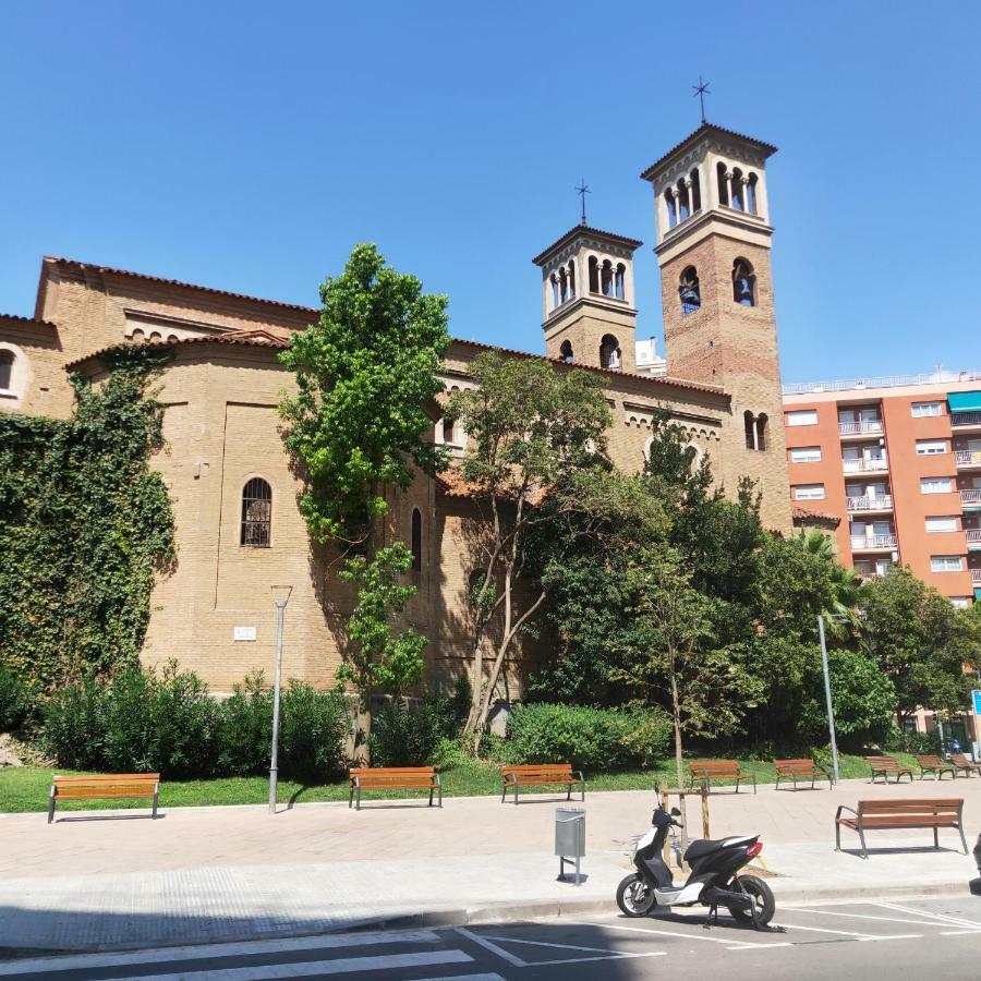 Cosy Apartment Fira Barcelona Оспиталет де Лобрегат Екстериор снимка